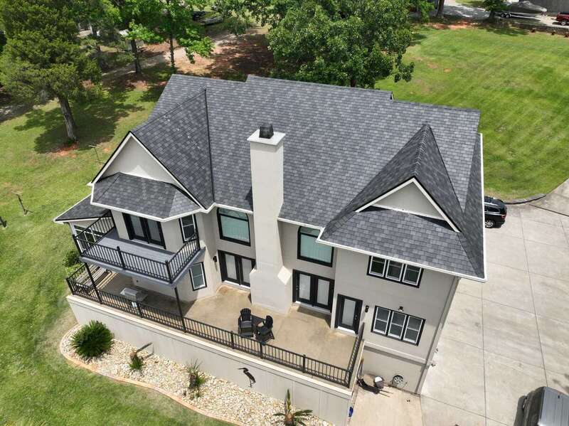 Roofing Crew
